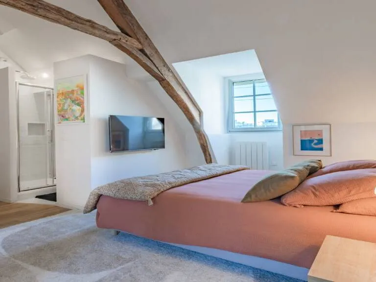 A 2 pas du centre ville - sur le Port - Parking – photo 3